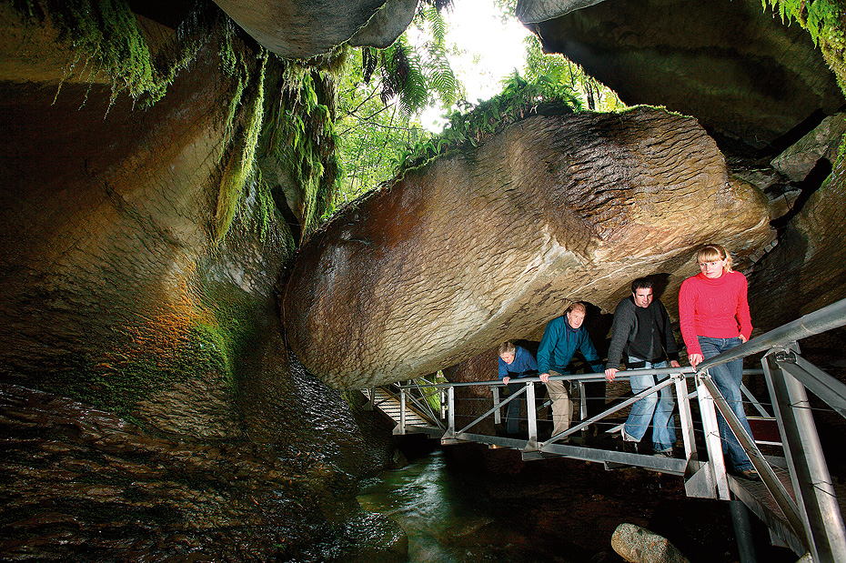 Glow Worm Caves, Te Anau New Zealand | Wheelchair Jimmy Accessibility